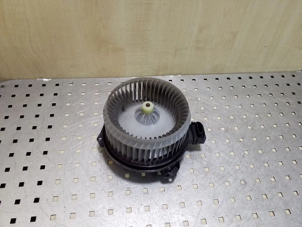 Heater fan/blower – Honda CR-V (2007-2012)