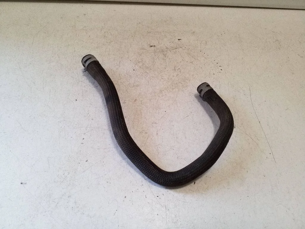 Engine coolant pipe/hose 106581300B – Tesla Model S (2012-)