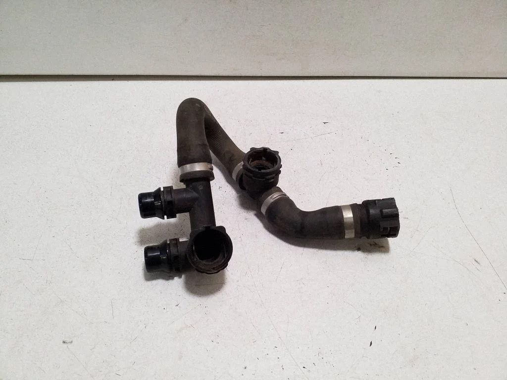 Engine coolant pipe/hose – Mercedes-Benz EQC (2019-)