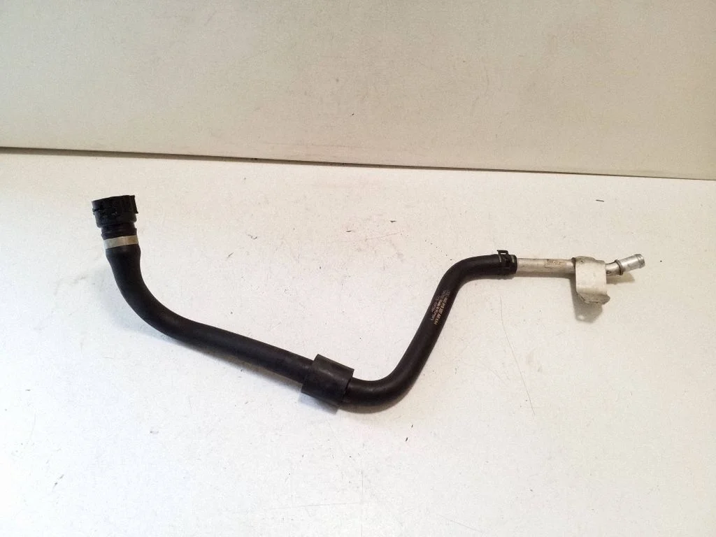 Mootori jahutusvedeliku toru / voolik 4M0819337AR – Audi Q7 4M (2015-)