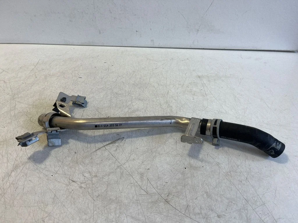 Engine coolant pipe/hose A6542035601