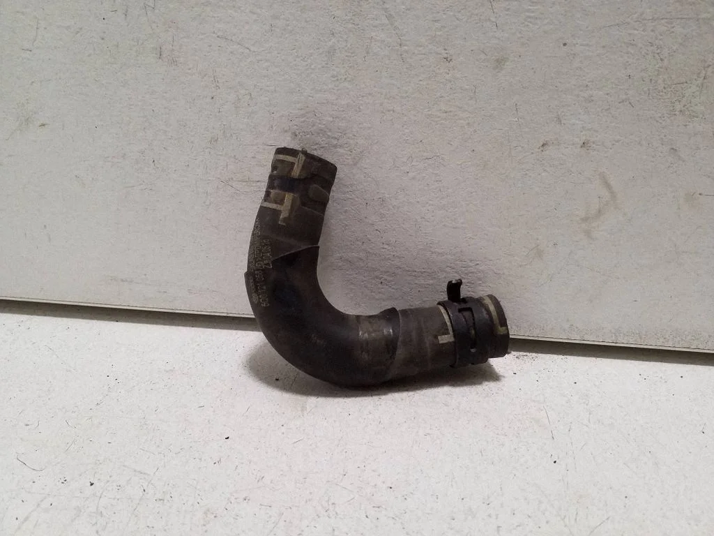 Engine coolant pipe/hose 5Q0121058AD