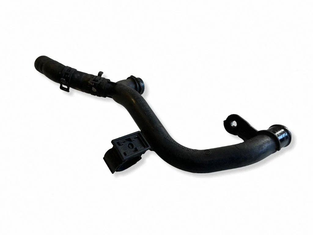 Engine coolant pipe/hose 06J121065F