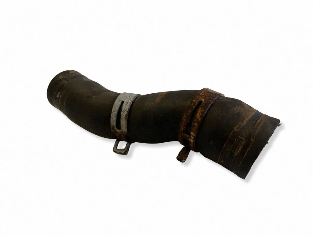 Variklio aušinimo vamzdelis (-ai)/ žarna (-os)