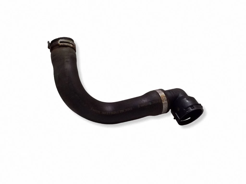 Variklio aušinimo vamzdelis (-ai)/ žarna (-os)