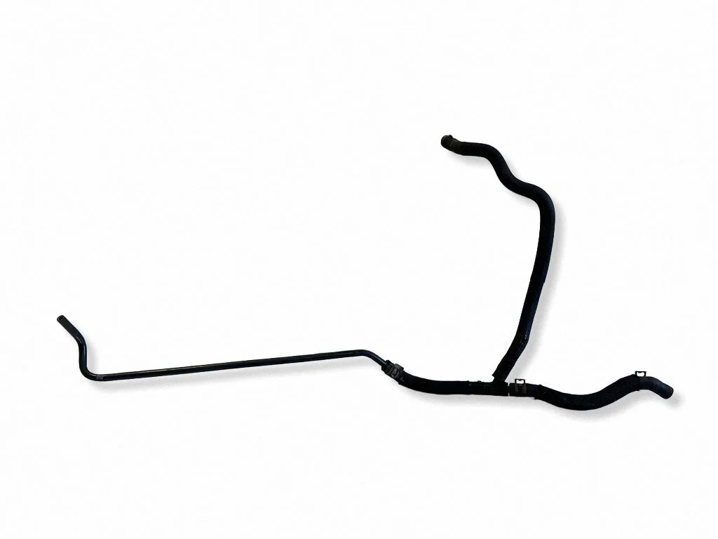 Engine coolant pipe/hose 04E121064E