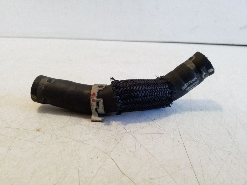 Engine coolant pipe/hose 16267F2180