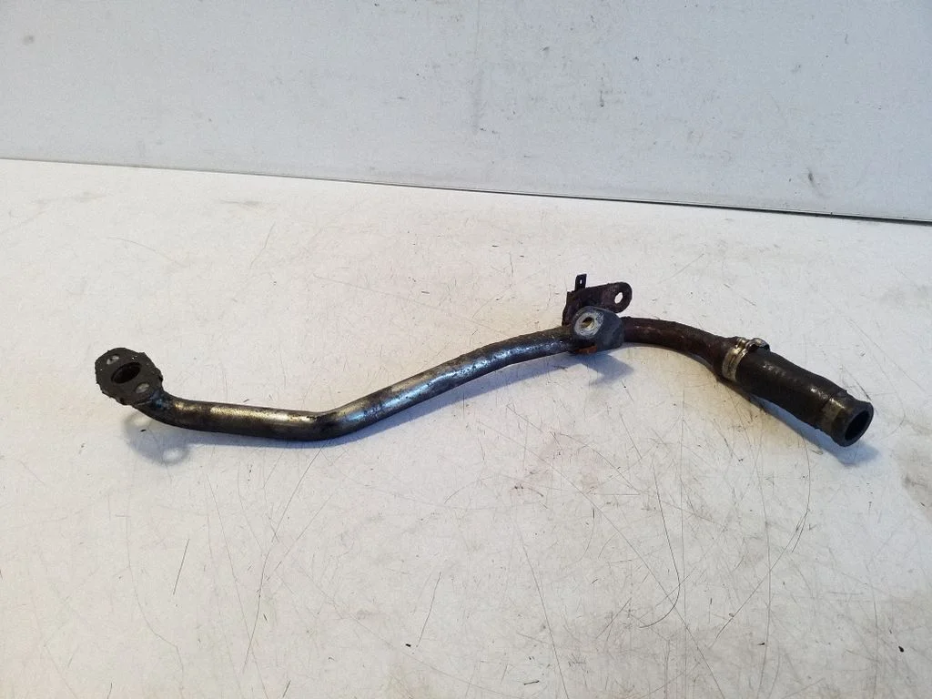 Engine coolant pipe/hose