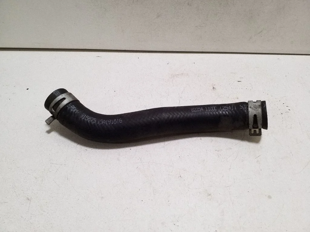 Engine coolant pipe/hose 25411B2000