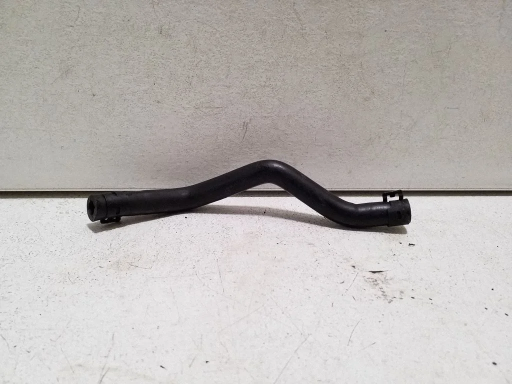 Engine coolant pipe/hose 8J0121447E