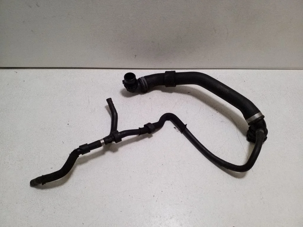 Engine coolant pipe/hose 5Q0122101CN