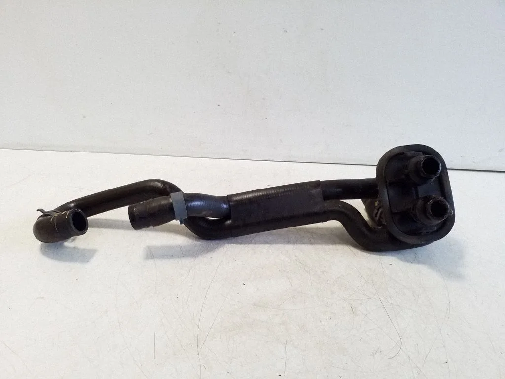 Engine coolant pipe/hose 8R2819350F