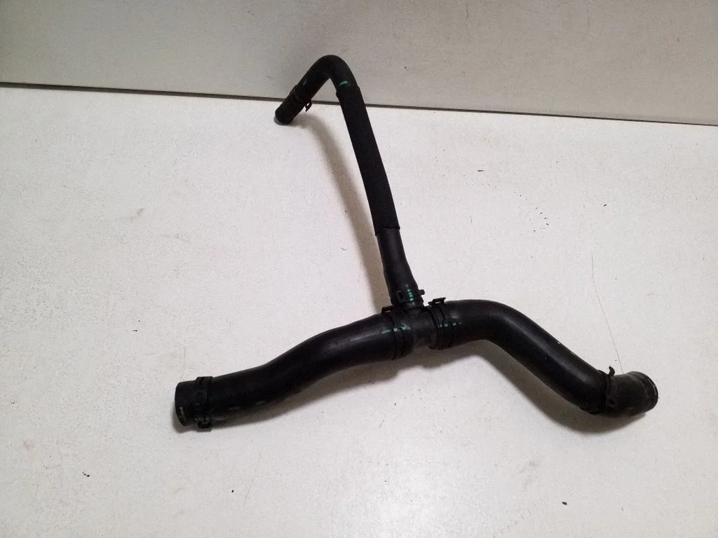 Engine coolant pipe/hose 104676657