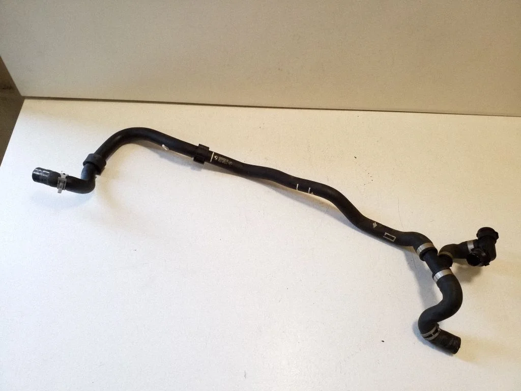Engine coolant pipe/hose 9398962