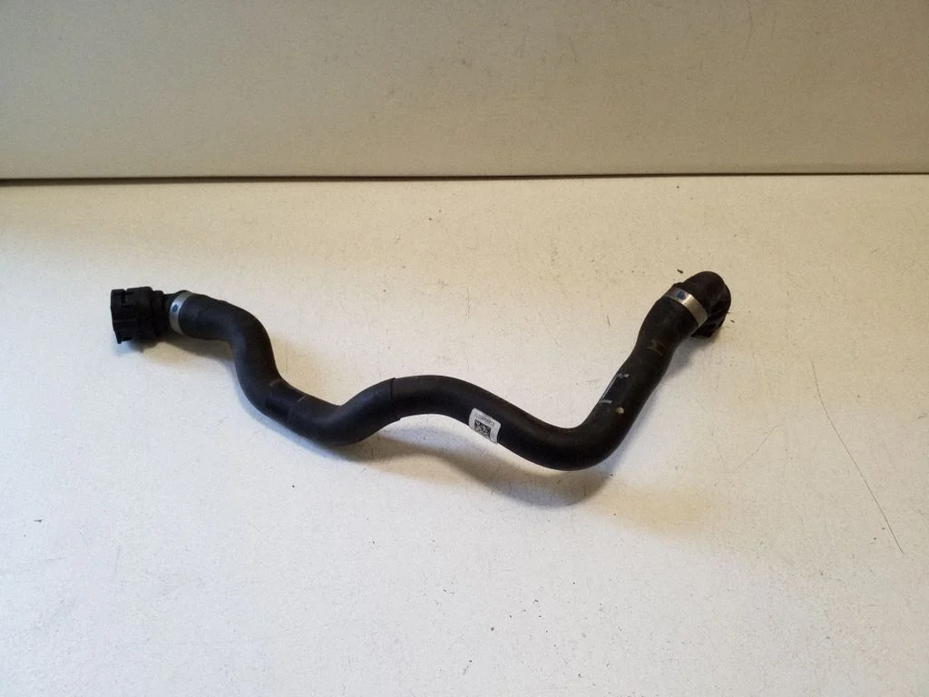 Engine coolant pipe/hose 17128654852