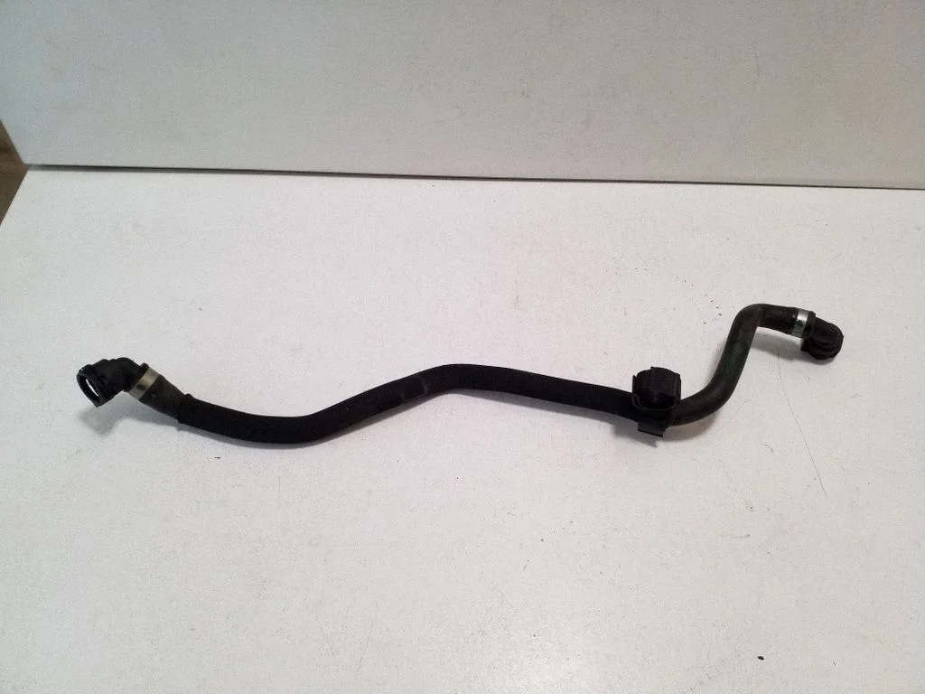Engine coolant pipe/hose 17128654869
