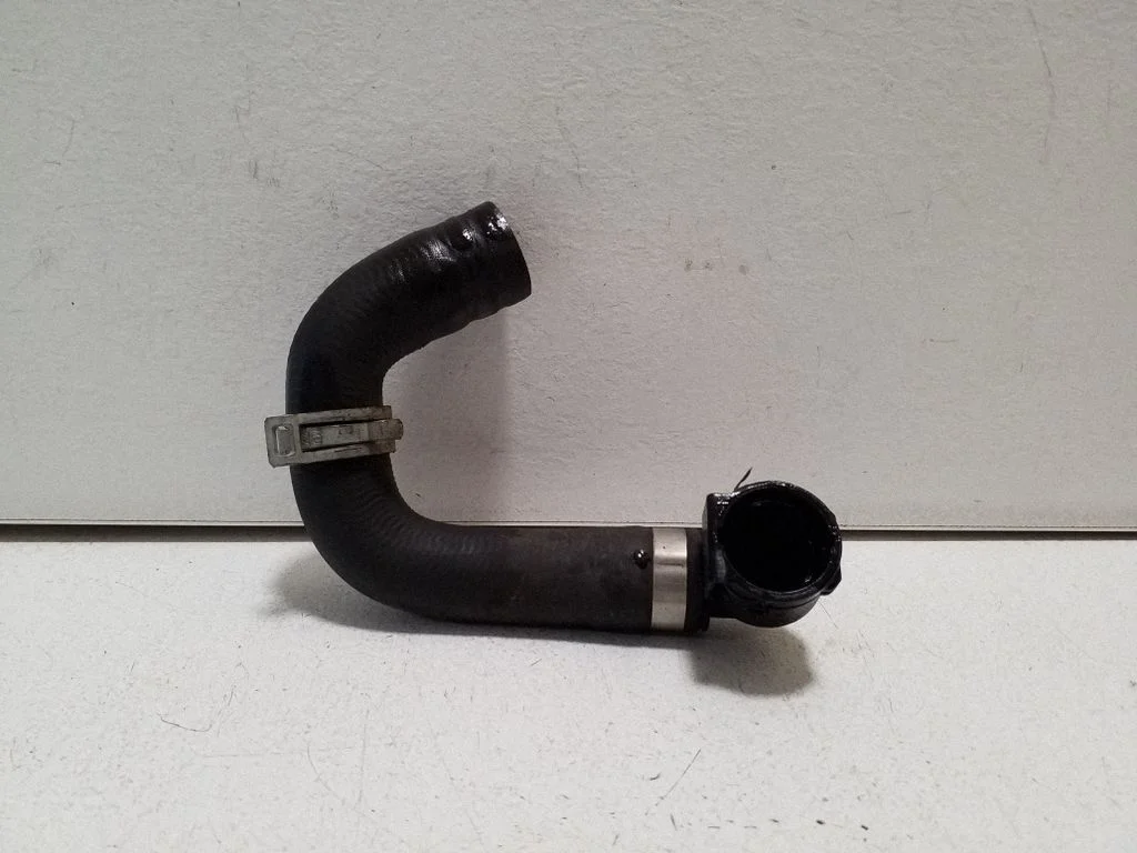Engine coolant pipe/hose 9398957