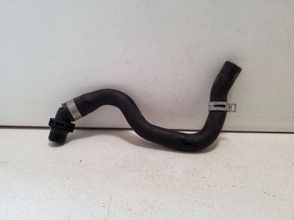 Engine coolant pipe/hose 32252516