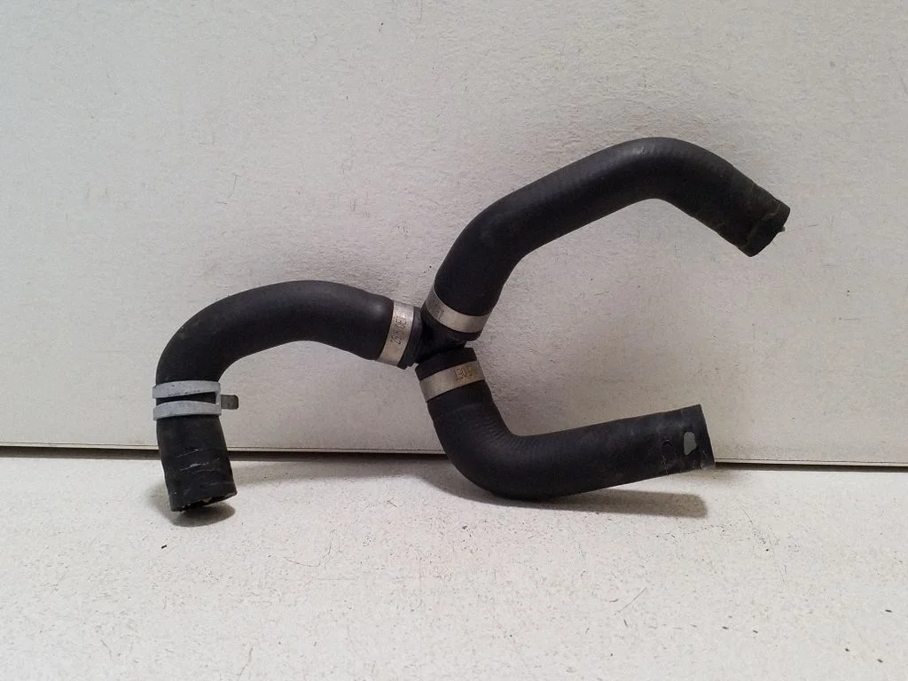 Engine coolant pipe/hose 31493282