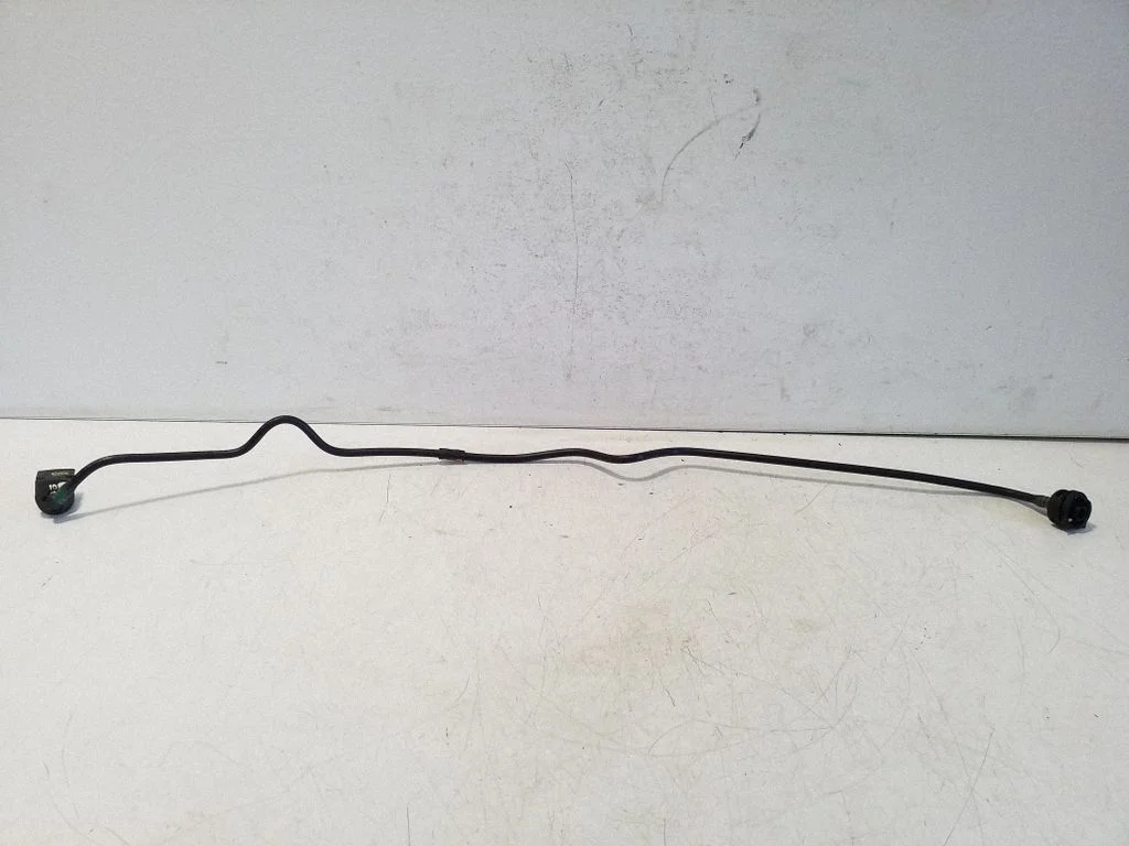 Engine coolant pipe/hose 32252211