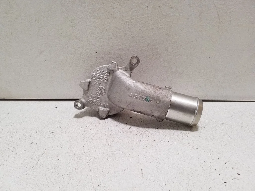 Engine coolant pipe/hose LX6E8B593AA