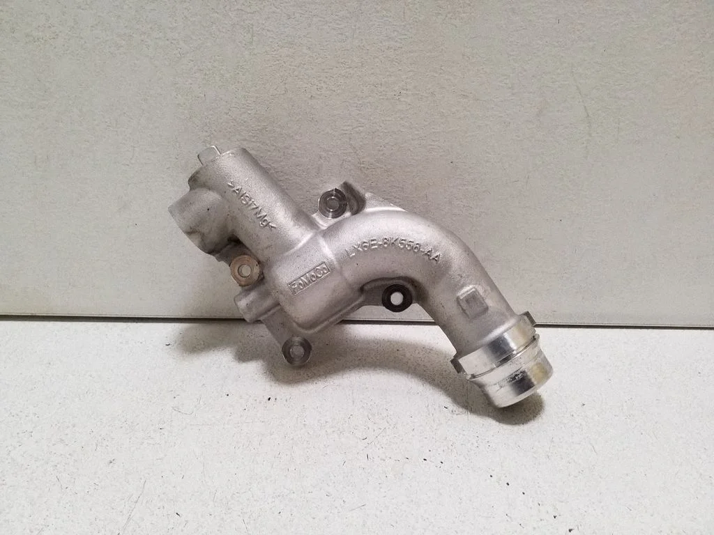 Engine coolant pipe/hose LX6E8K556AA