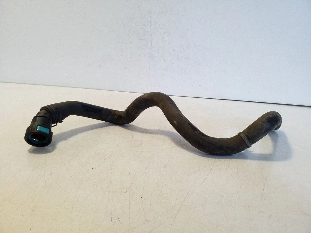 Engine coolant pipe/hose 31684331