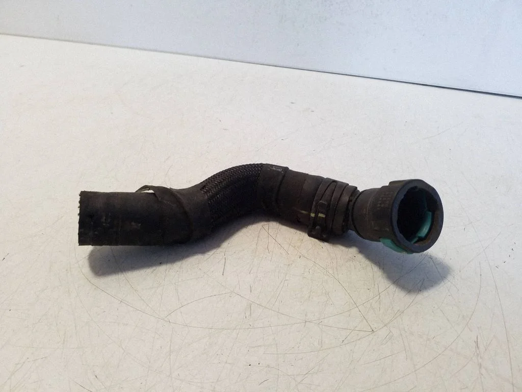 Engine coolant pipe/hose 32257931