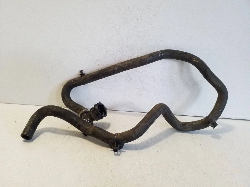 Engine coolant pipe/hose 32222000