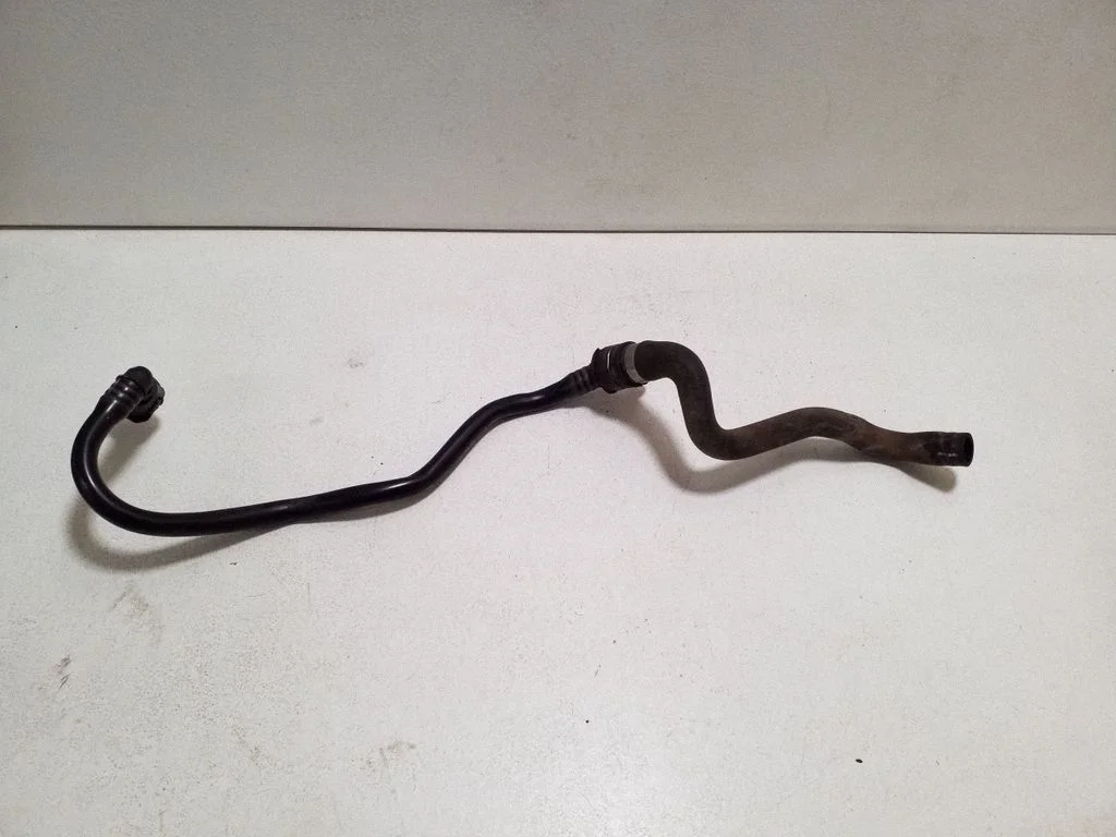 Engine coolant pipe/hose 31368970