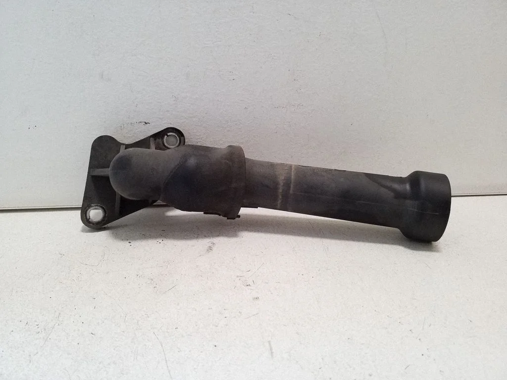 Engine coolant pipe/hose 6C1Q8B535AF