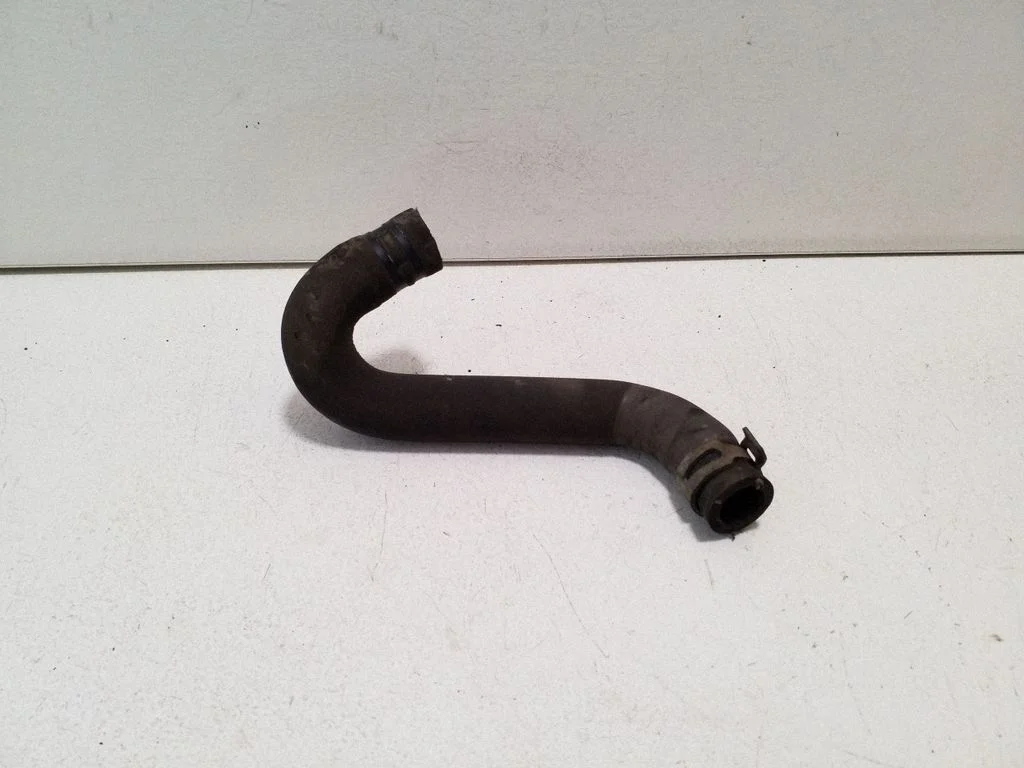 Engine coolant pipe/hose CK2Q9F476AA
