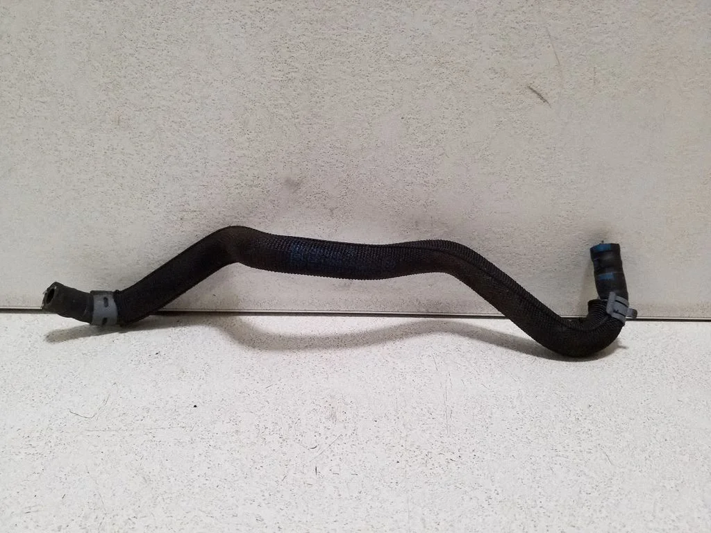 Engine coolant pipe/hose A6512000358