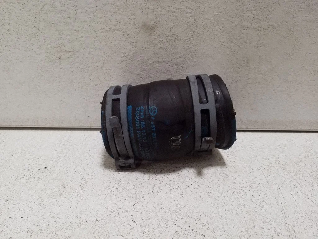 Engine coolant pipe/hose A6512033082
