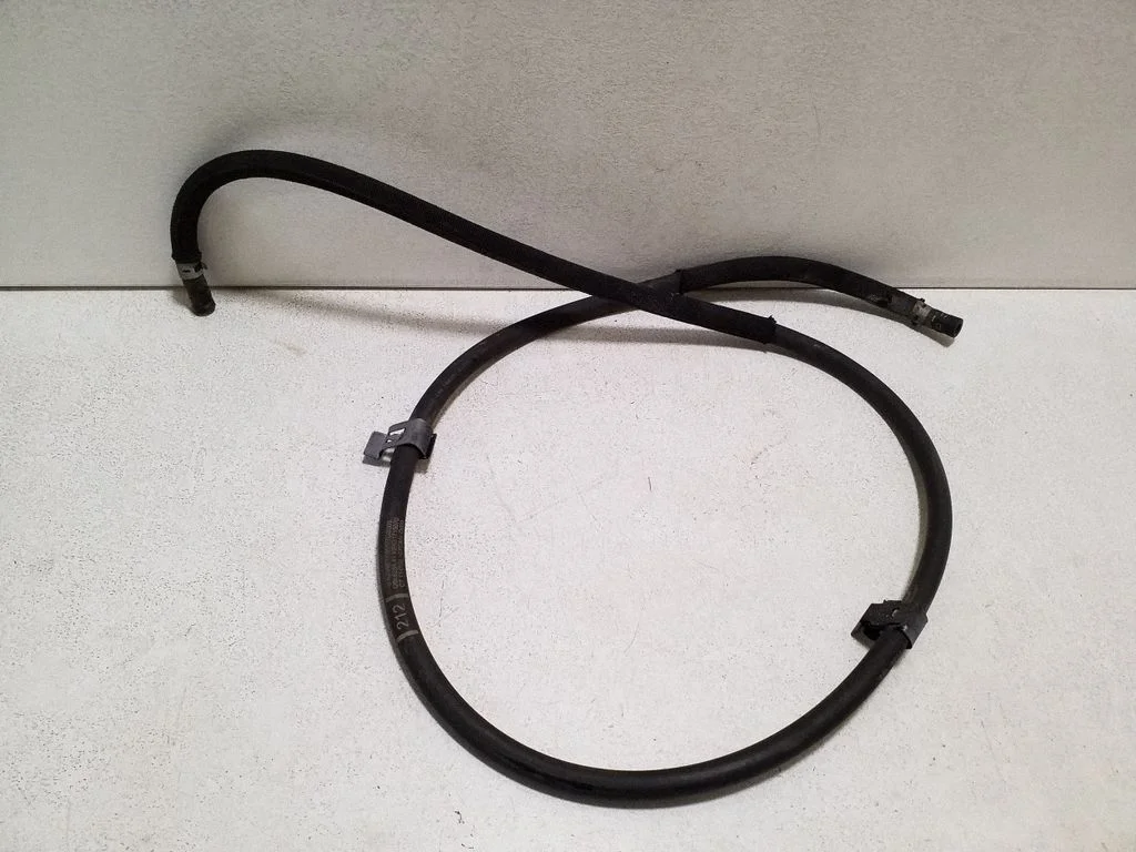 Engine coolant pipe/hose A2048300996