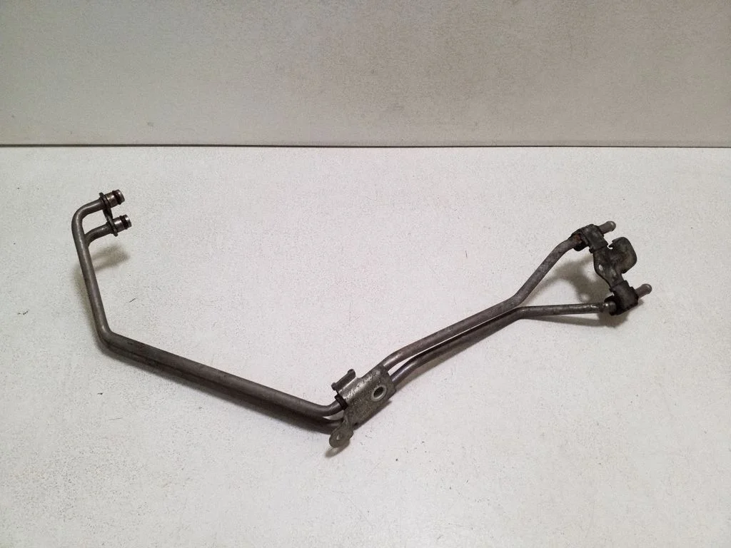 Przewody układu chłodzenia silnika DS7G9V454CC