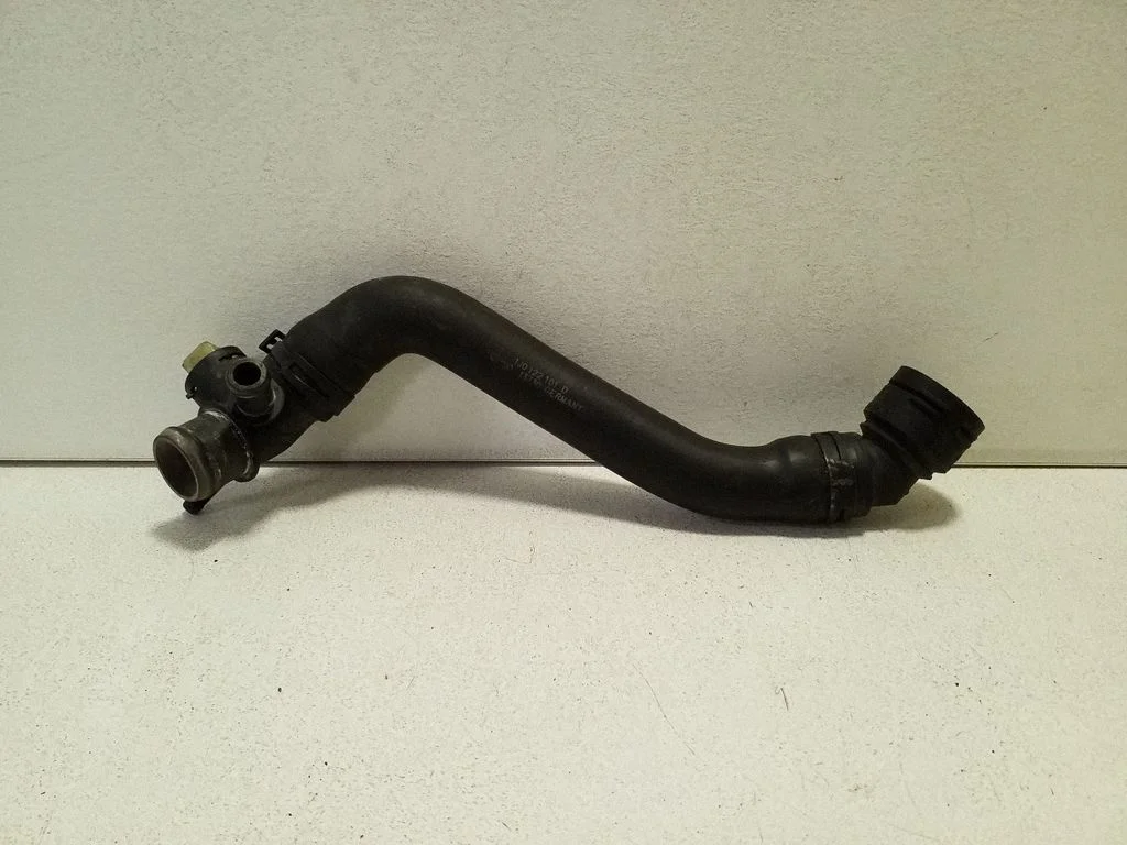 Engine coolant pipe/hose 1J0122101D