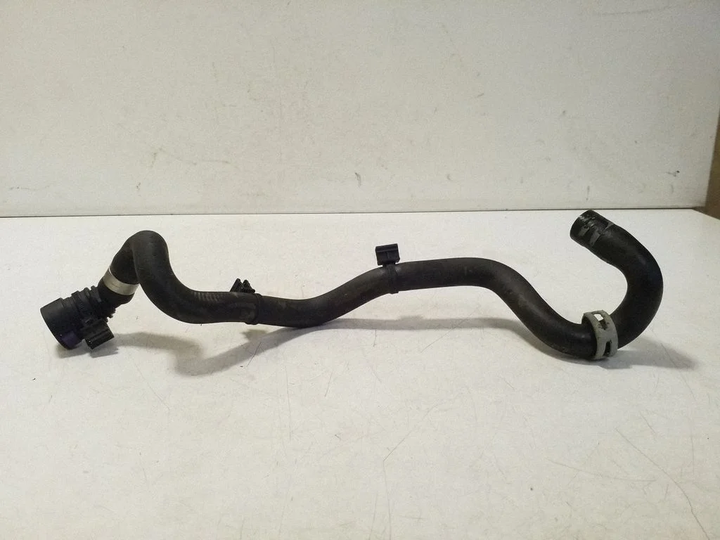 Engine coolant pipe/hose 31368319