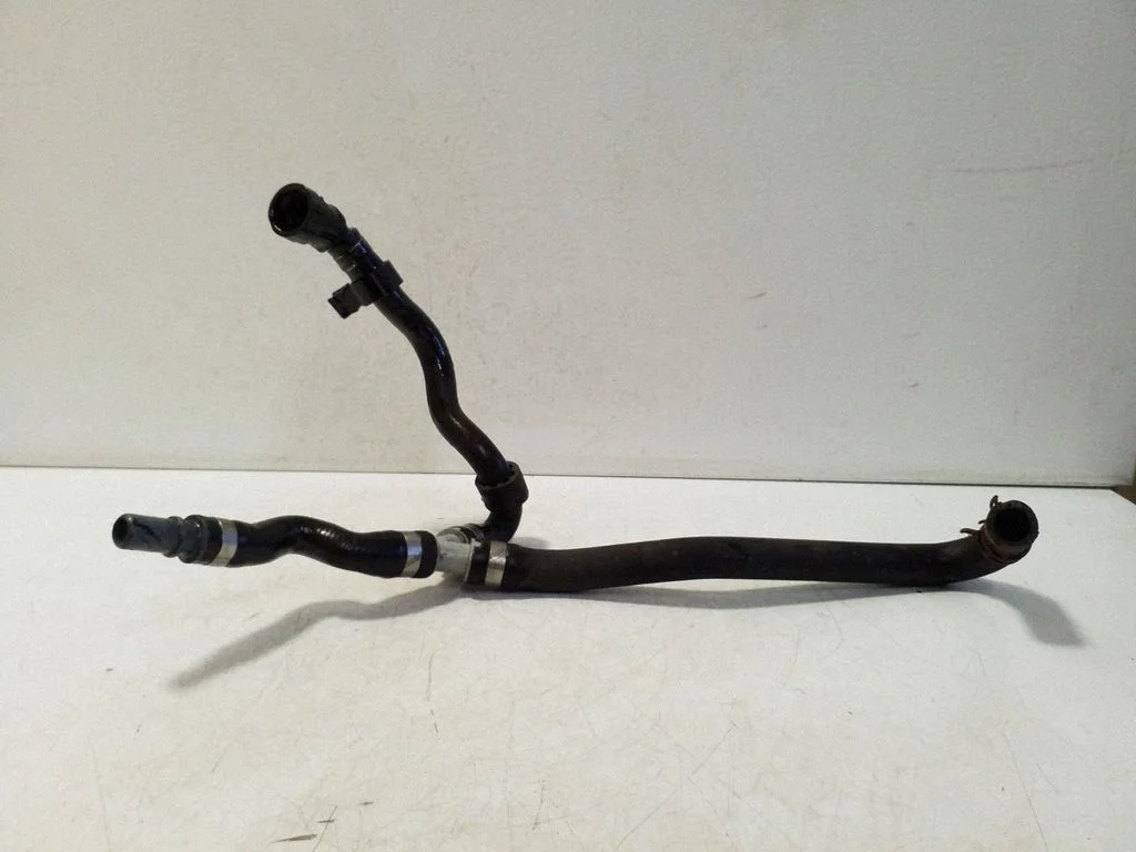 Engine coolant pipe/hose 31368126