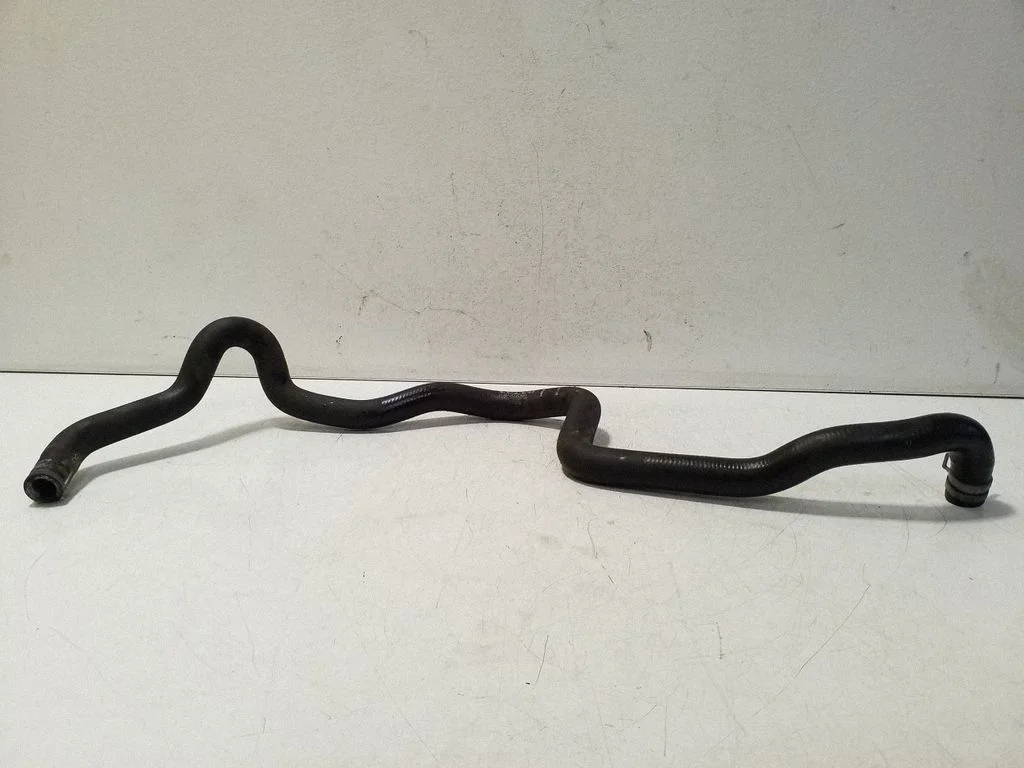 Engine coolant pipe/hose 31338391