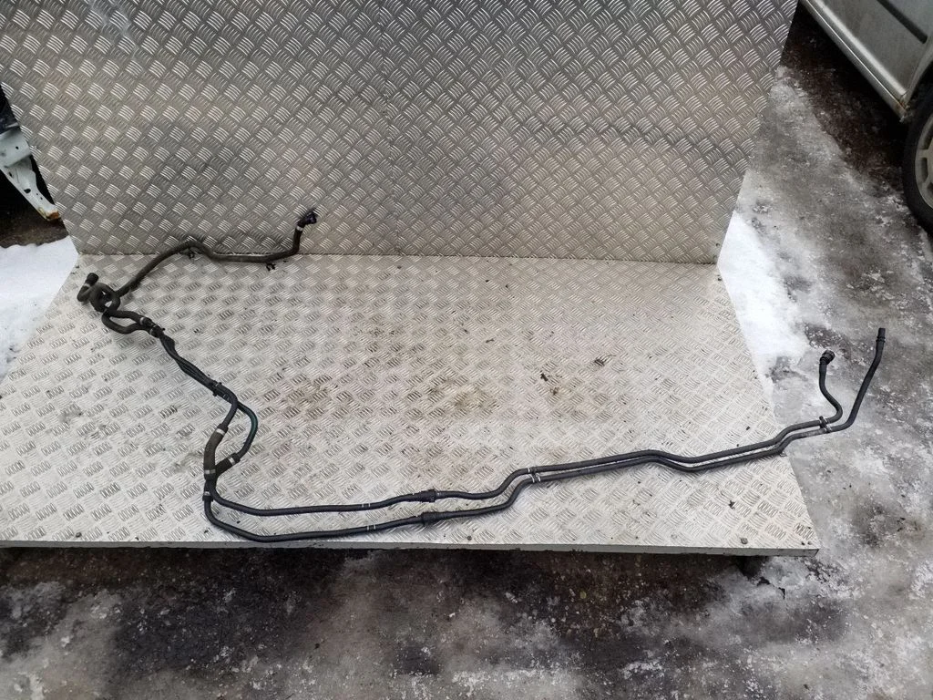 Engine coolant pipe/hose 31368528