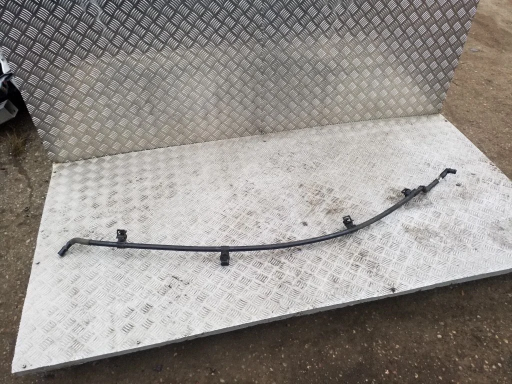 Engine coolant pipe/hose 4KE145948F