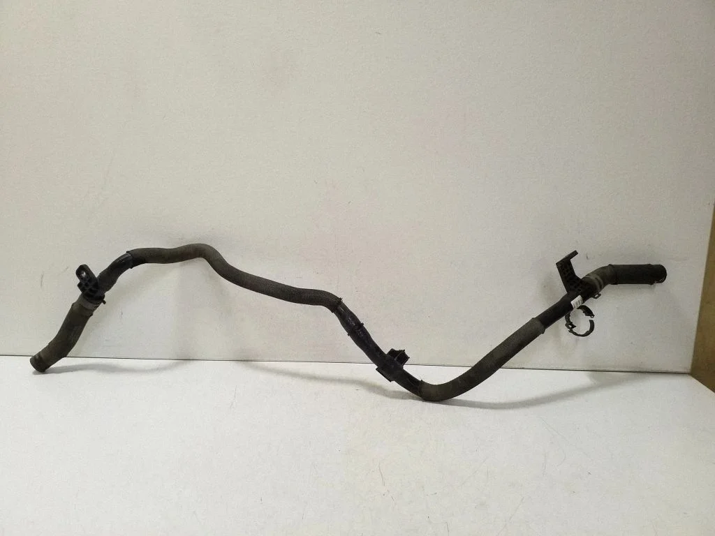 Engine coolant pipe/hose 4KE145053AB