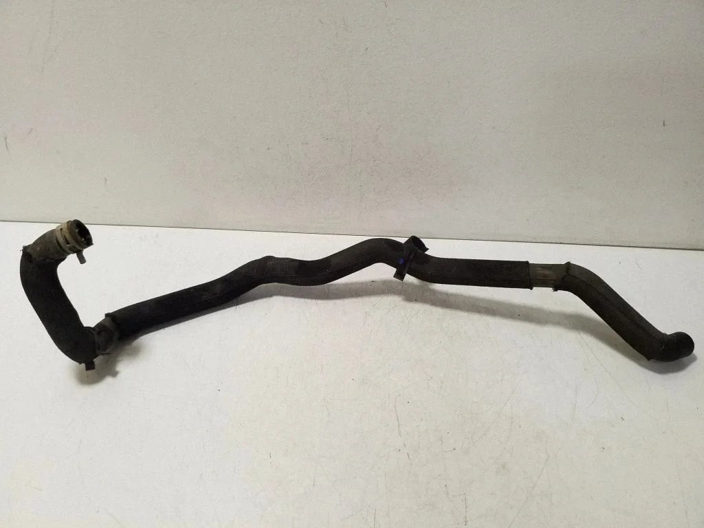 Engine coolant pipe/hose 4KE122049A