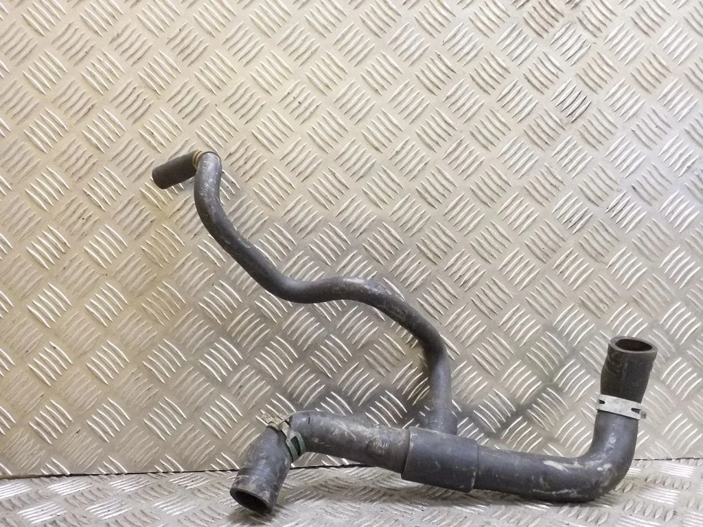 Engine coolant pipe/hose – Renault Megane I (1995-2002)