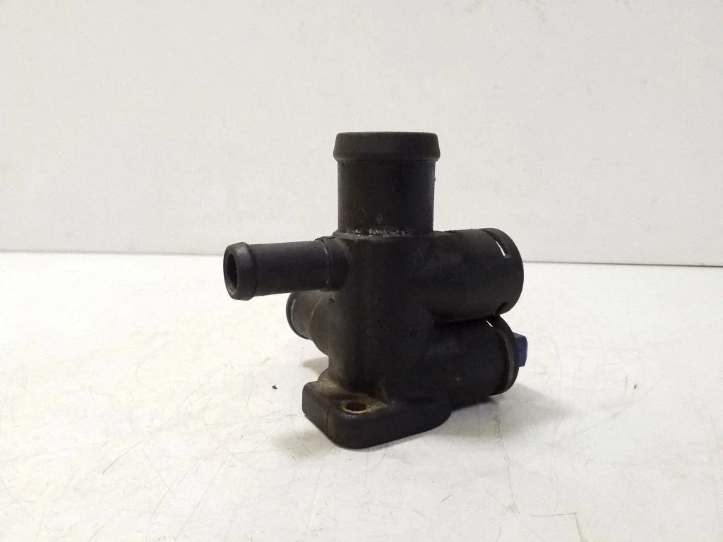 Engine coolant pipe/hose 037121133C