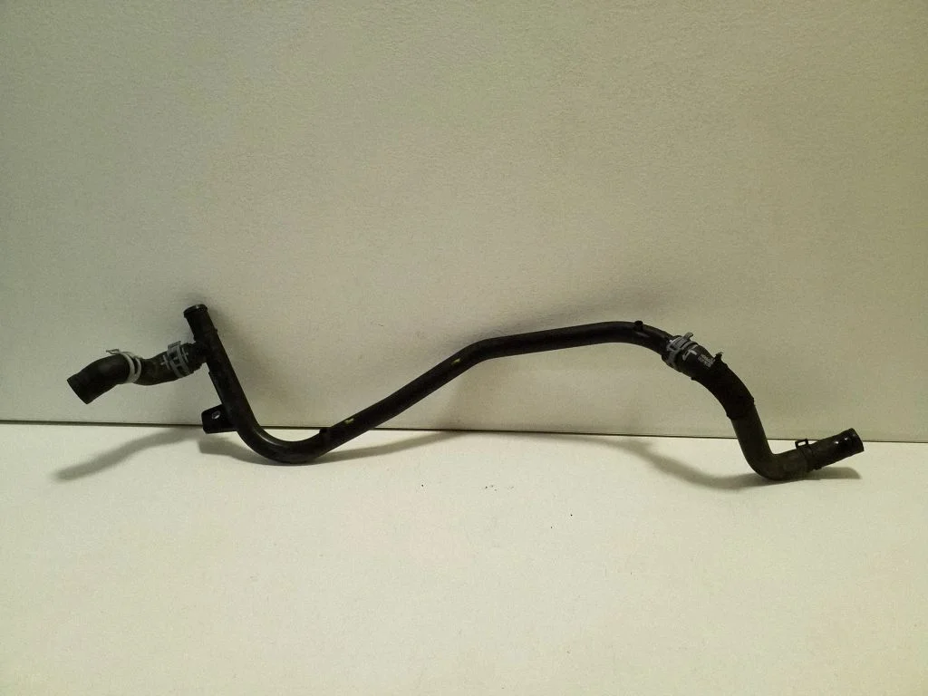 Engine coolant pipe/hose 2Q0121109B