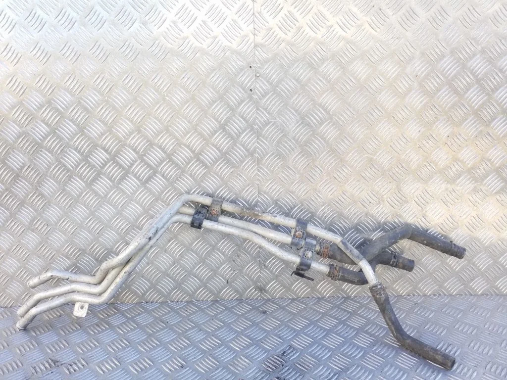 Engine coolant pipe/hose 7H0819329