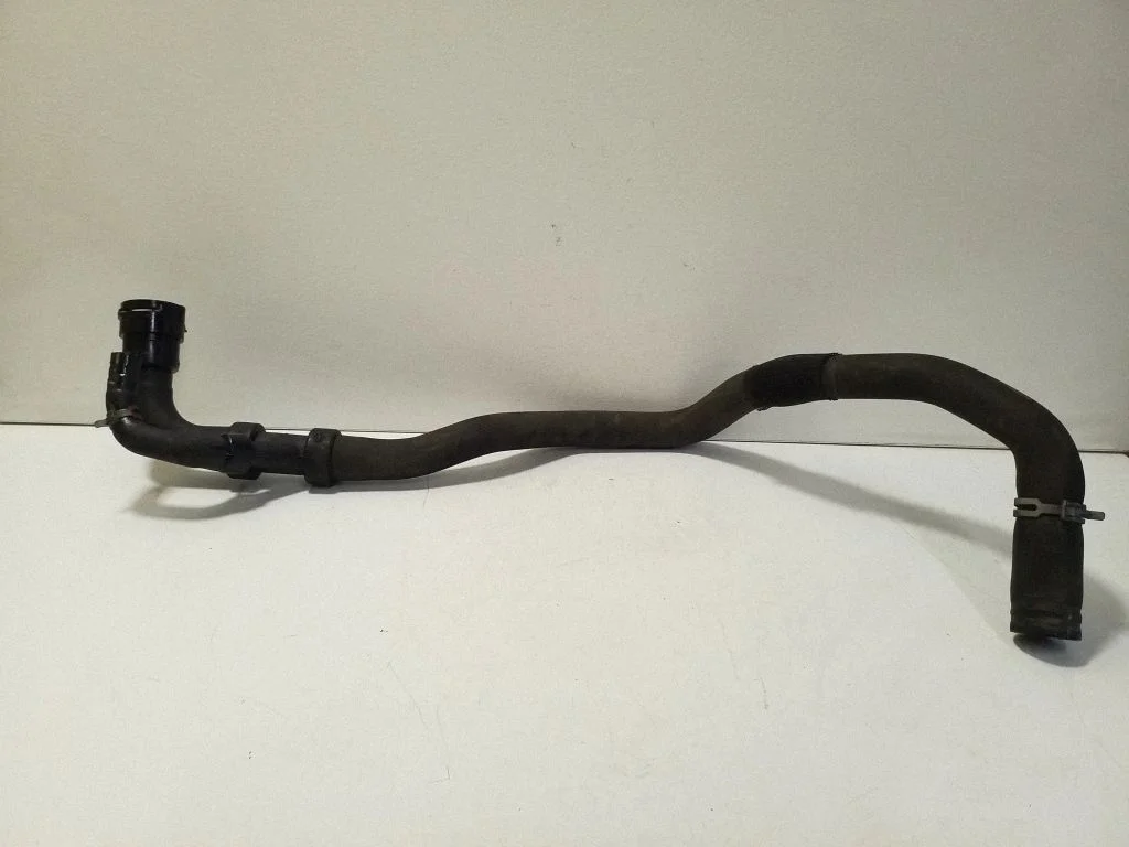 Motora dzesēšanas caurule (-es)/šļūtene (-es) 9G918286