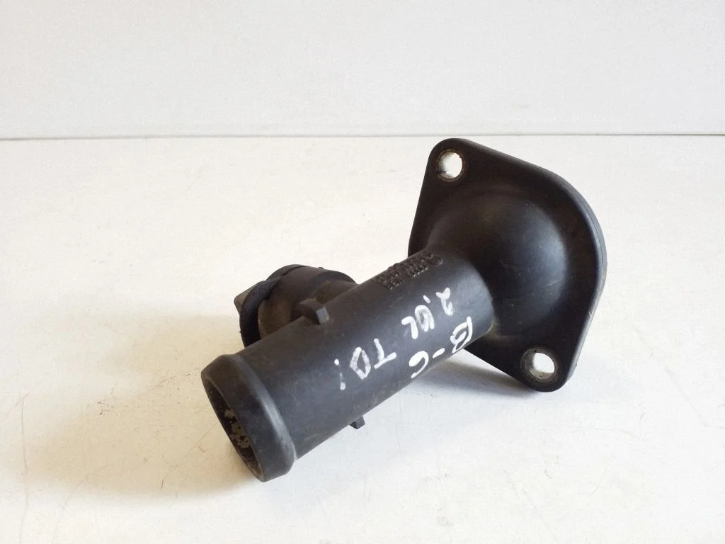 Engine coolant pipe/hose 03G121121D
